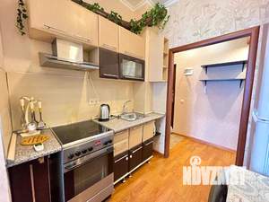 Студия квартира, посуточно, 28м2, 6/18 этаж