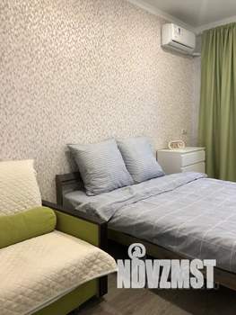 Студия квартира, посуточно, 28м2, 6/18 этаж