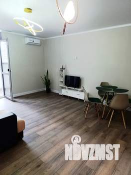 Студия квартира, посуточно, 36м2, 5/18 этаж