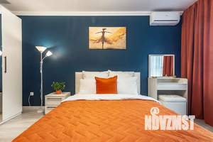 2-к квартира, посуточно, 67м2, 8/18 этаж