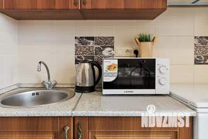 1-к квартира, посуточно, 42м2, 6/18 этаж