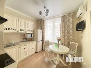 1-к квартира, на длительный срок, 38м2, 1/18 этаж