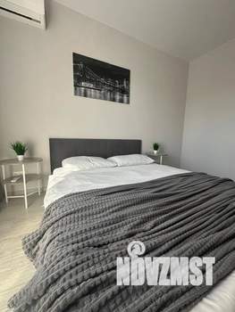 1-к квартира, посуточно, 35м2, 3/25 этаж