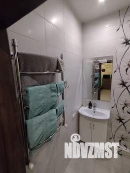 Студия квартира, посуточно, 37м2, 1/1 этаж