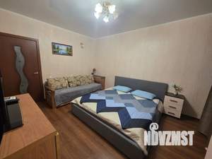 1-к квартира, посуточно, 35м2, 10/25 этаж