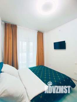 1-к квартира, посуточно, 40м2, 18/20 этаж