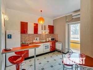 1-к квартира, посуточно, 52м2, 1/1 этаж