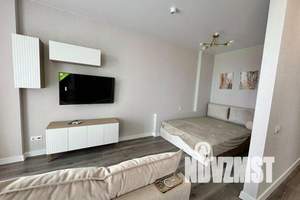 1-к квартира, посуточно, 40м2, 24/24 этаж