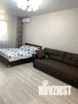 1-к квартира, посуточно, 40м2, 12/18 этаж