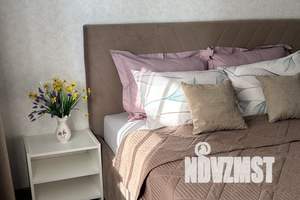 1-к квартира, посуточно, 41м2, 17/25 этаж