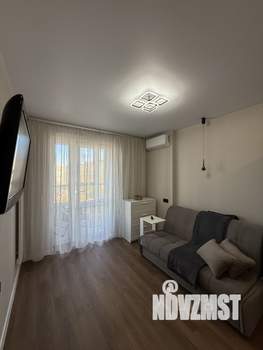 Студия квартира, посуточно, 29м2, 10/26 этаж