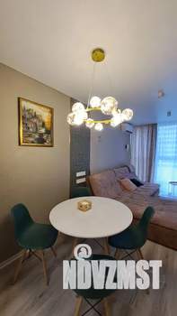 1-к квартира, посуточно, 42м2, 6/25 этаж