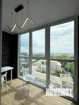 Студия квартира, посуточно, 26м2, 13/17 этаж