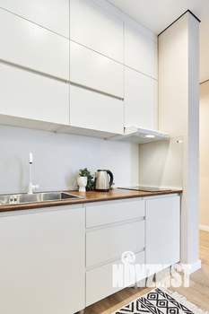 Студия квартира, посуточно, 35м2, 13/24 этаж