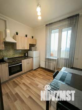 1-к квартира, посуточно, 37м2, 19/20 этаж