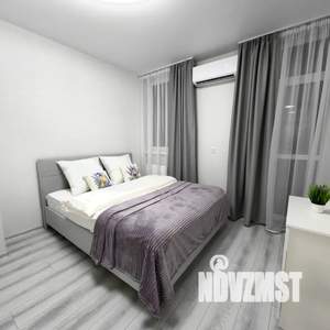 Студия квартира, посуточно, 21м2, 15/25 этаж