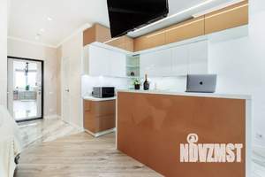 Студия квартира, посуточно, 45м2, 18/32 этаж