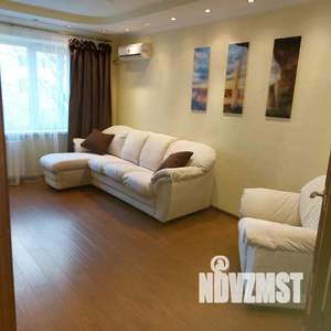 3-к квартира, посуточно, 64м2, 3/9 этаж