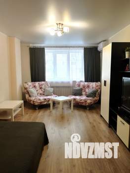 2-к квартира, посуточно, 60м2, 1/1 этаж