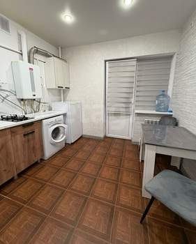 1-к квартира, на длительный срок, 35м2, 1/3 этаж