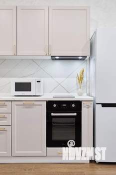 2-к квартира, посуточно, 47м2, 24/25 этаж