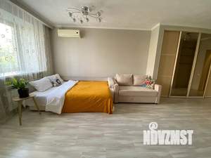 Студия квартира, посуточно, 35м2, 2/14 этаж