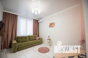 1-к квартира, посуточно, 40м2, 2/19 этаж