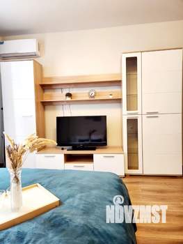 1-к квартира, посуточно, 37м2, 15/25 этаж