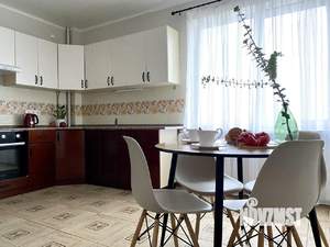 2-к квартира, посуточно, 56м2, 1/1 этаж