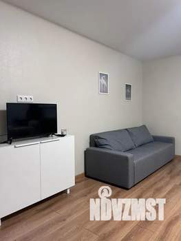 Студия квартира, посуточно, 40м2, 16/17 этаж