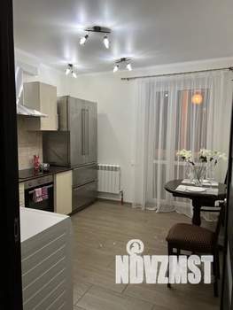 1-к квартира, посуточно, 40м2, 3/21 этаж