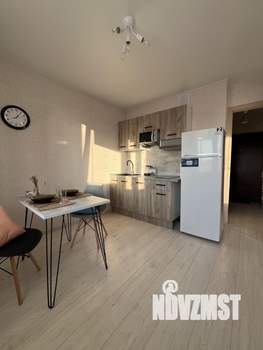 Студия квартира, посуточно, 25м2, 3/18 этаж