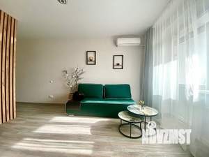 1-к квартира, посуточно, 40м2, 2/24 этаж