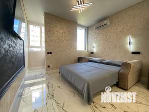Студия квартира, посуточно, 24м2, 10/25 этаж