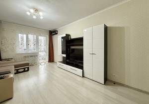 Студия квартира, на длительный срок, 45м2, 5/9 этаж