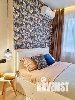 1-к квартира, посуточно, 42м2, 7/23 этаж