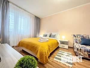 1-к квартира, посуточно, 39м2, 8/17 этаж