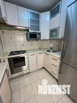 Студия квартира, посуточно, 35м2, 9/9 этаж