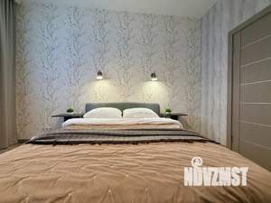 1-к квартира, посуточно, 45м2, 3/15 этаж