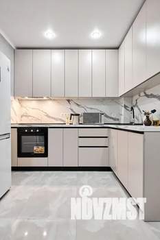 1-к квартира, посуточно, 40м2, 18/25 этаж