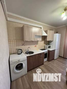 1-к квартира, посуточно, 40м2, 5/20 этаж