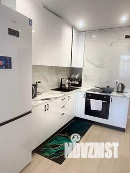 Студия квартира, посуточно, 30м2, 5/18 этаж