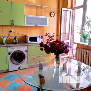 3-к квартира, на длительный срок, 100м2, 3/10 этаж