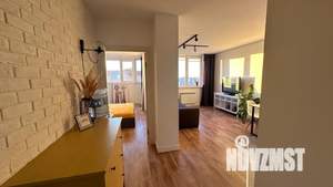 Студия квартира, посуточно, 40м2, 16/18 этаж