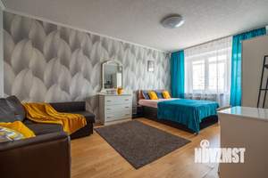 1-к квартира, посуточно, 38м2, 1/1 этаж