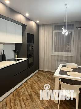 Студия квартира, посуточно, 45м2, 15/18 этаж