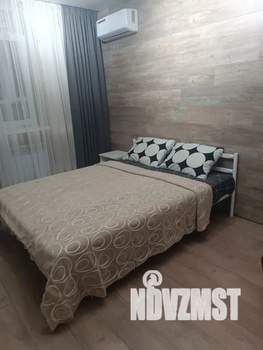 Студия квартира, посуточно, 45м2, 15/18 этаж