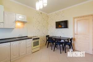 1-к квартира, на длительный срок, 45м2, 8/10 этаж