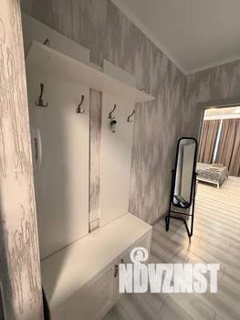 1-к квартира, посуточно, 38м2, 8/20 этаж