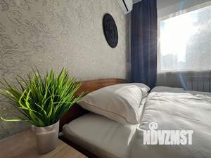 1-к квартира, посуточно, 40м2, 6/22 этаж